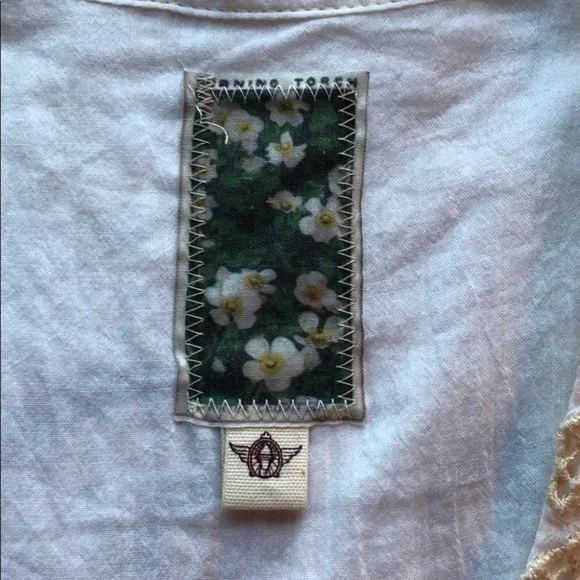 BURNING TORCH White Embroidered Top - Picture 6 of 8